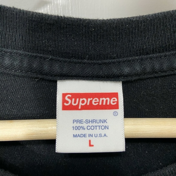 Supreme T-shirt - Picture 2 of 2